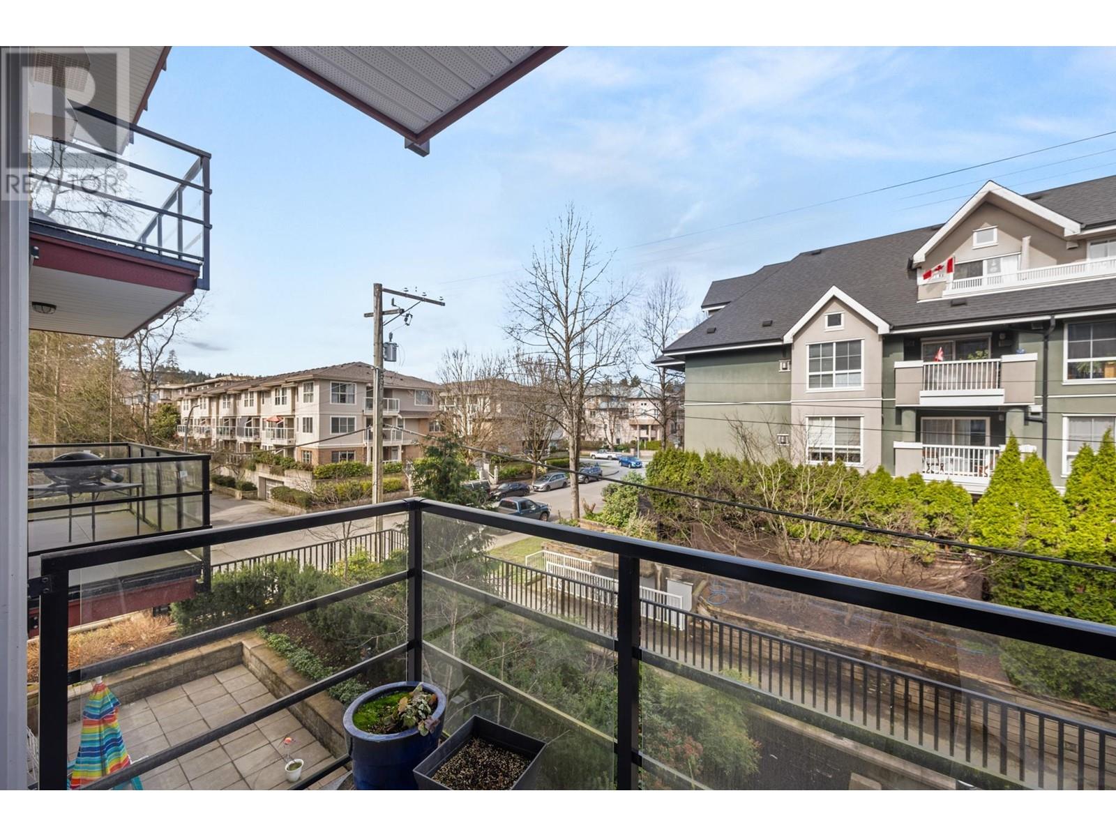 206 2389 HAWTHORNE AVENUE, Port Coquitlam