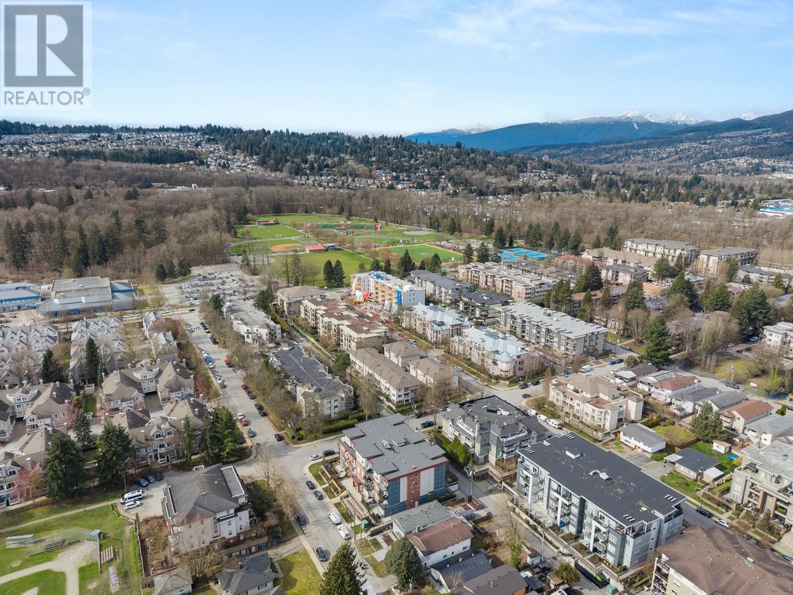 206 2389 HAWTHORNE AVENUE, Port Coquitlam real estate listing R2979727