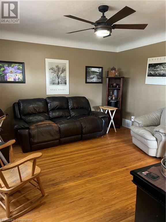 Photo 8 of 627 Upper Sherman Avenue, Hamilton ON