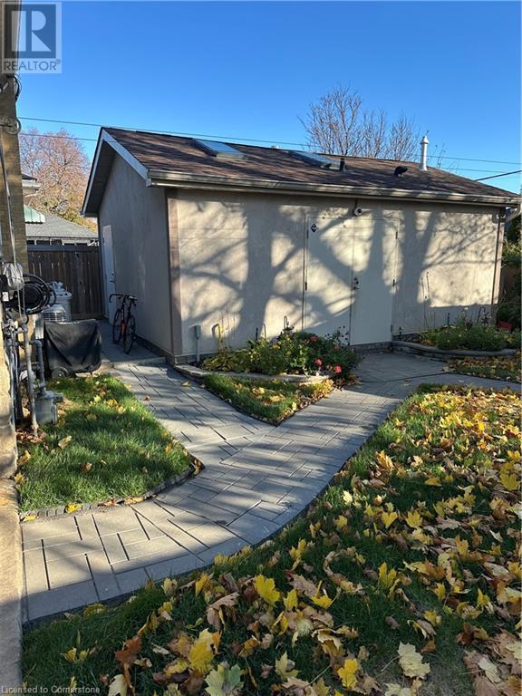 Photo 17 of 627 Upper Sherman Avenue, Hamilton ON