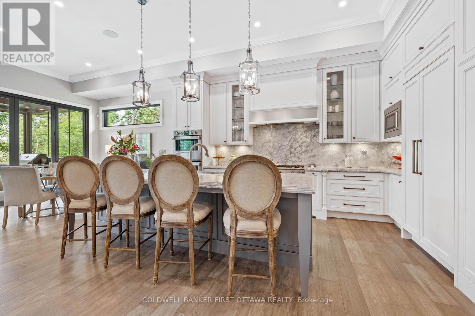 Photo 6 of 10 Leaver Avenue, Ottawa ON