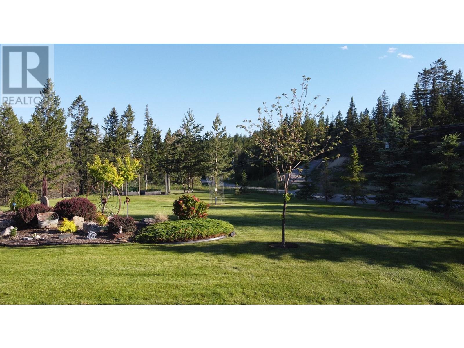 5938 COLUMBIA LAKE Road, Fairmont Hot Springs