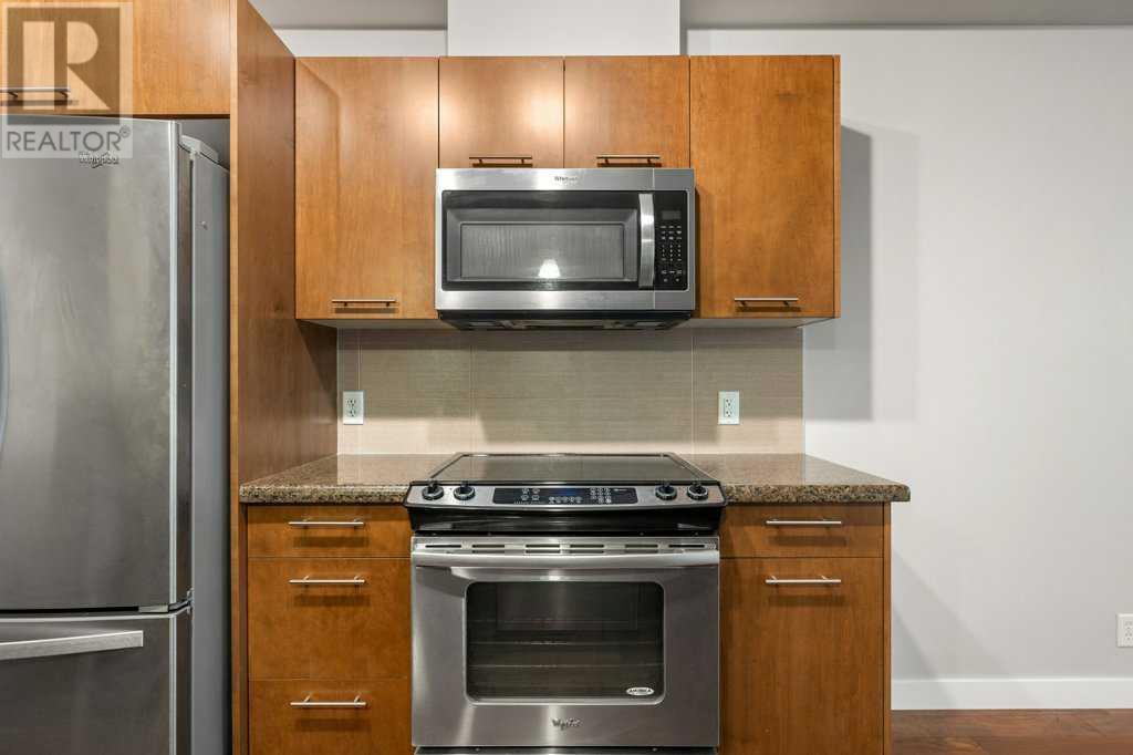 Single Family House for Sale in    Street NW Hillhurst Calgary 