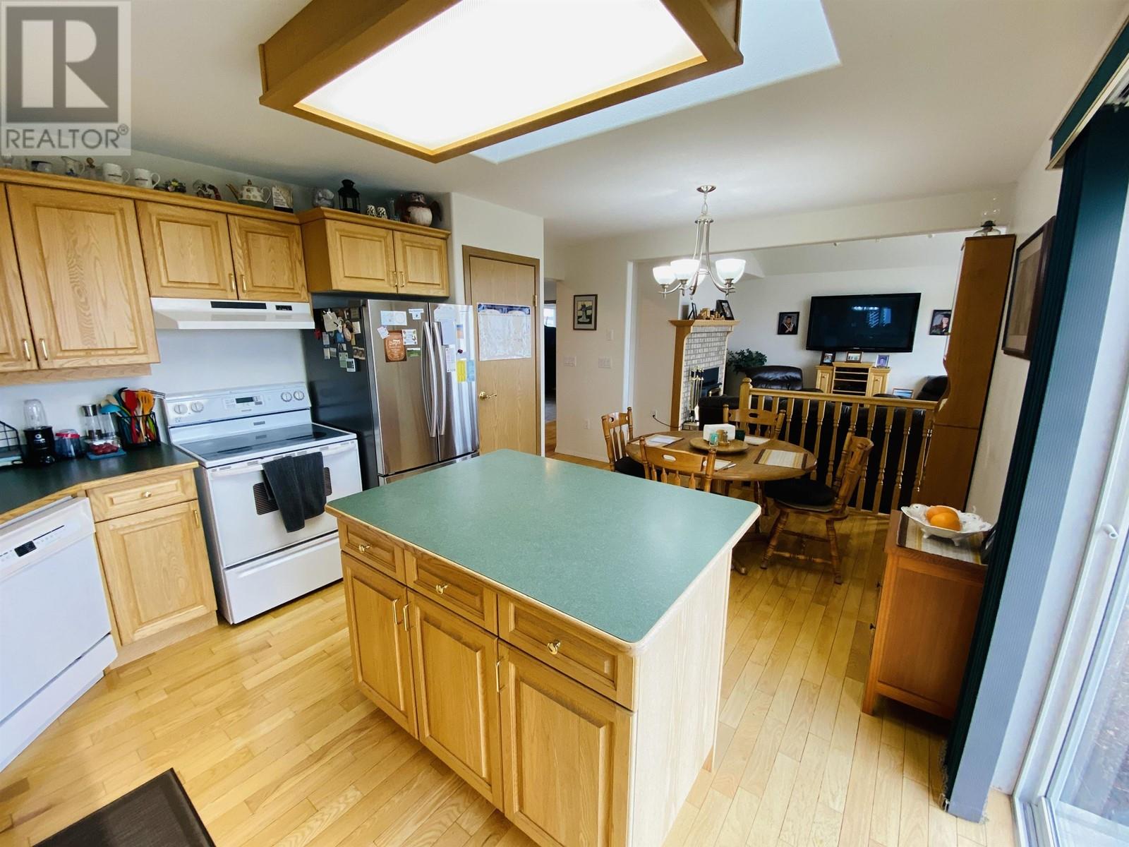 7120 BROWN Road, Burns Lake