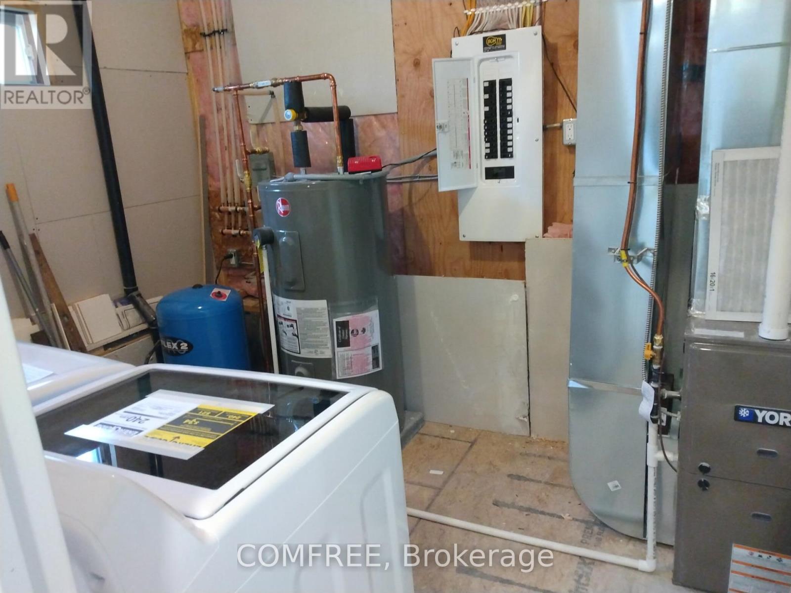 Photo 10 of 7177 Beach Drive, Ramara ON