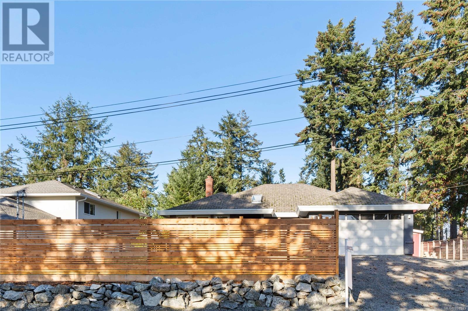 1374 Pilot Way, Nanoose Bay