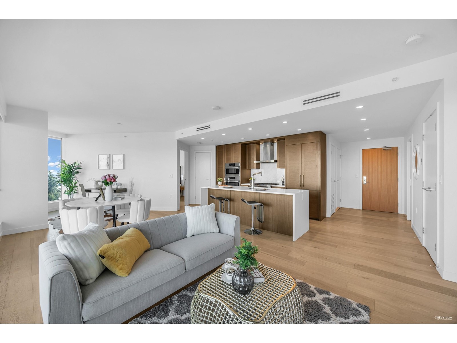 703 1439 GEORGE STREET, White Rock real estate listing R2986918