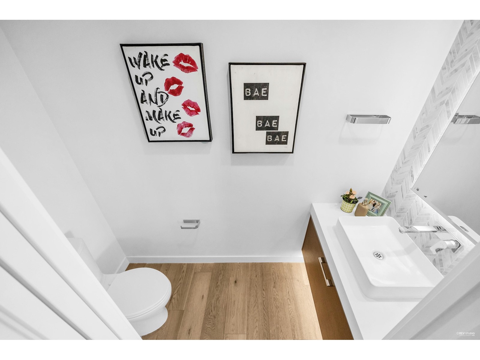 703 1439 GEORGE STREET, White Rock real estate listing R2986918
