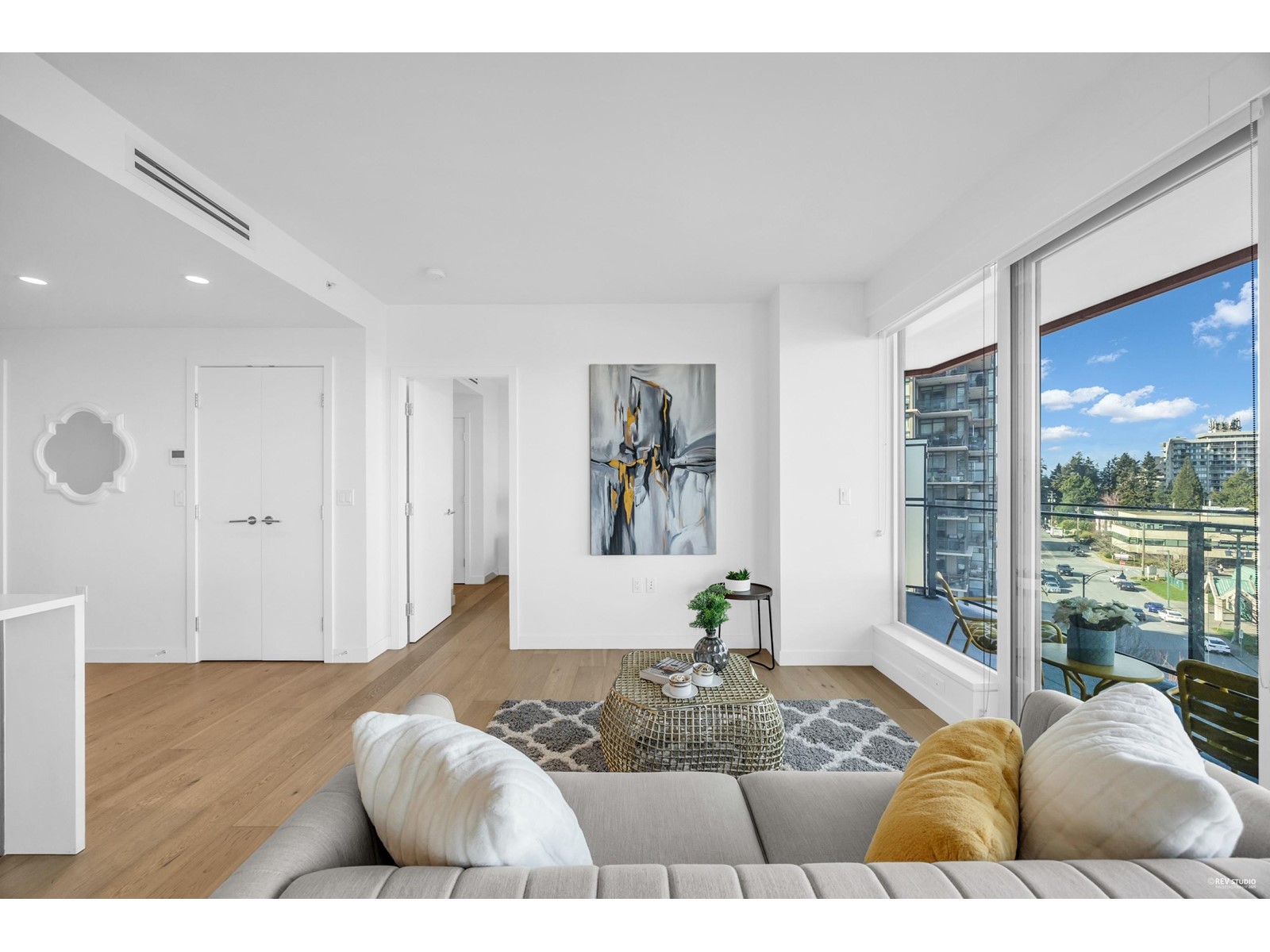 703 1439 GEORGE STREET, White Rock real estate listing R2986918