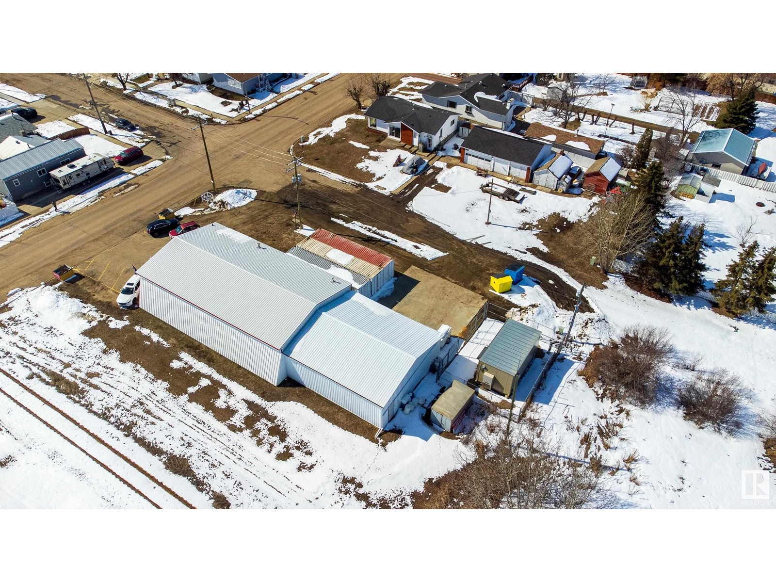 Photo 6 of 10310 101 Av, Morinville AB