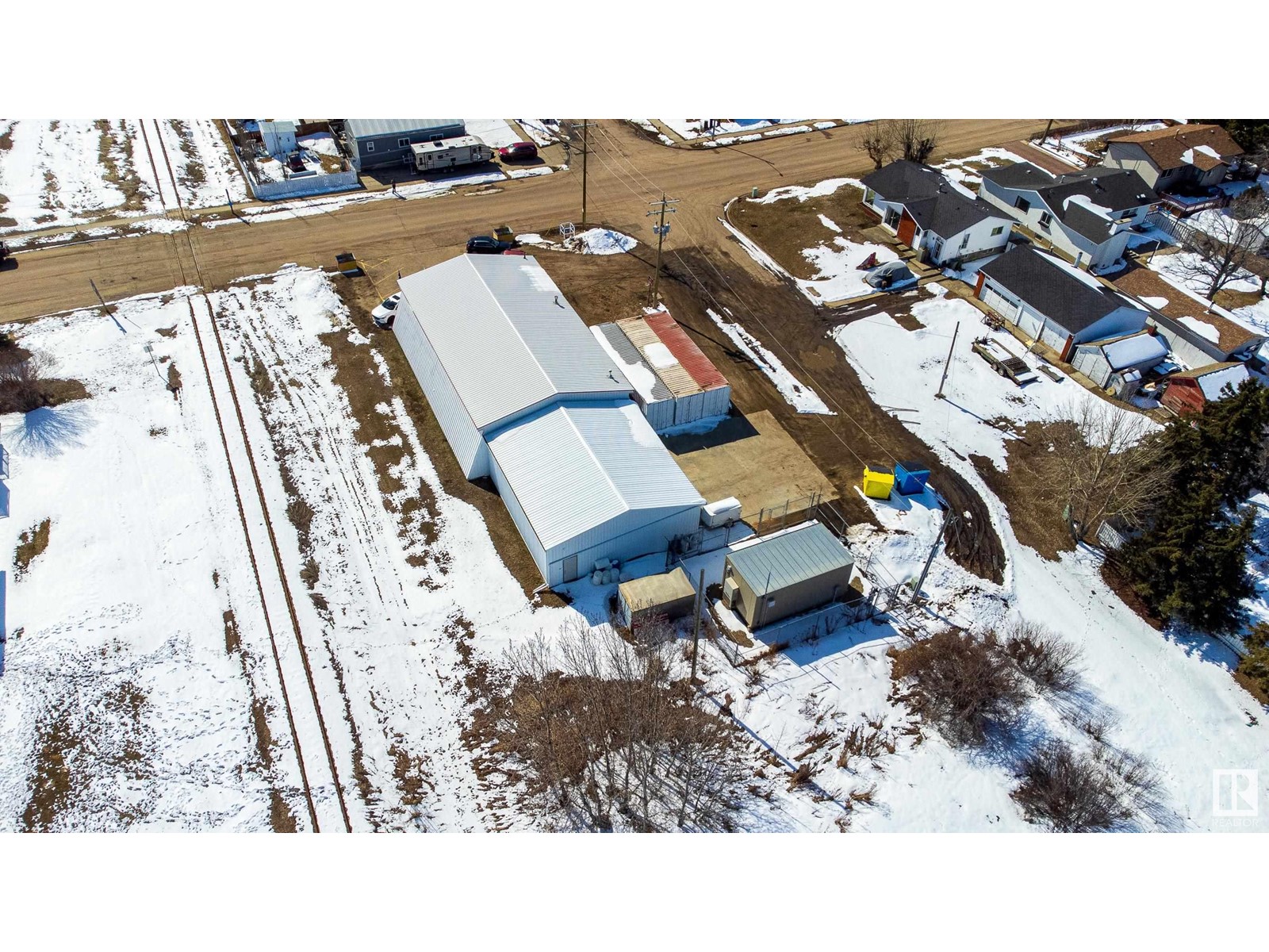 Photo 7 of 10310 101 Av, Morinville AB