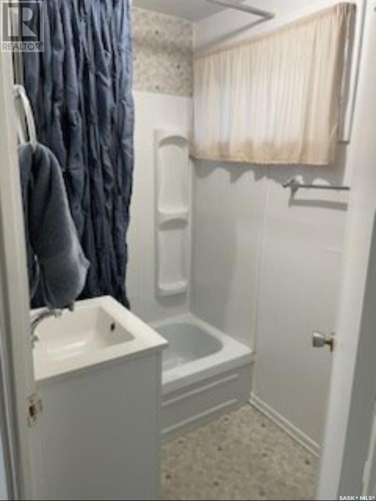 Photo 14 of 732 97th Street, Tisdale SK