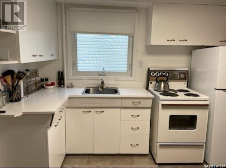Photo 9 of 732 97th Street, Tisdale SK