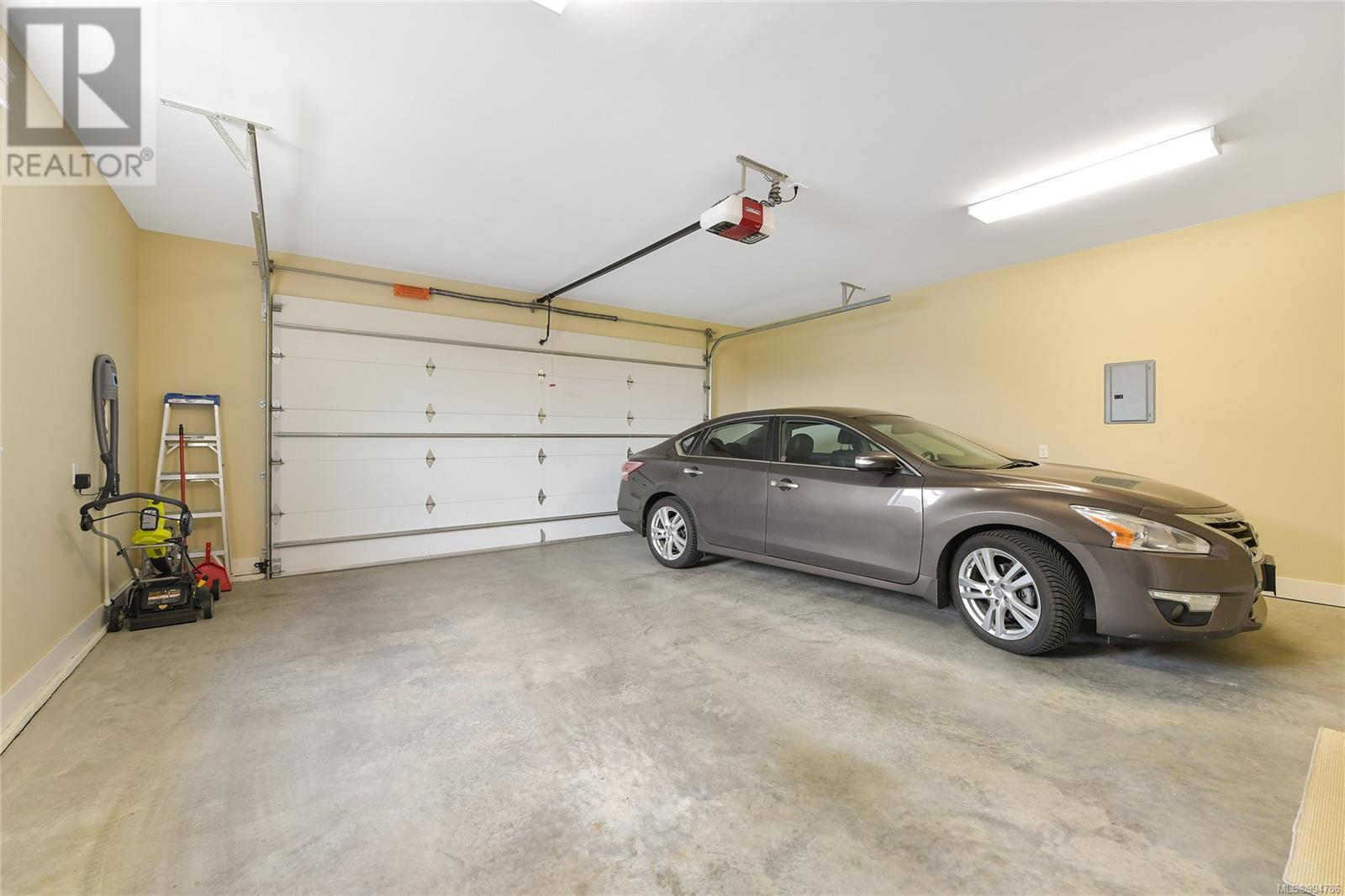 Photo 53 of 627 St Andrews Lane, Cobble Hill BC