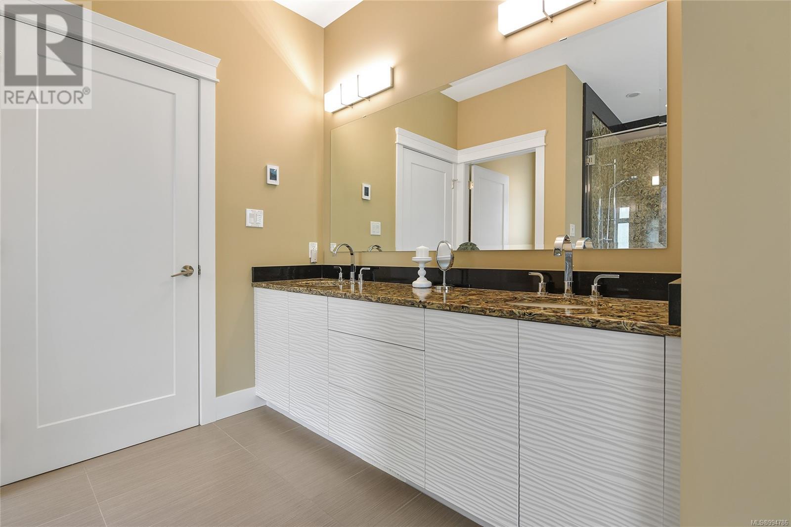 Photo 49 of 627 St Andrews Lane, Cobble Hill BC
