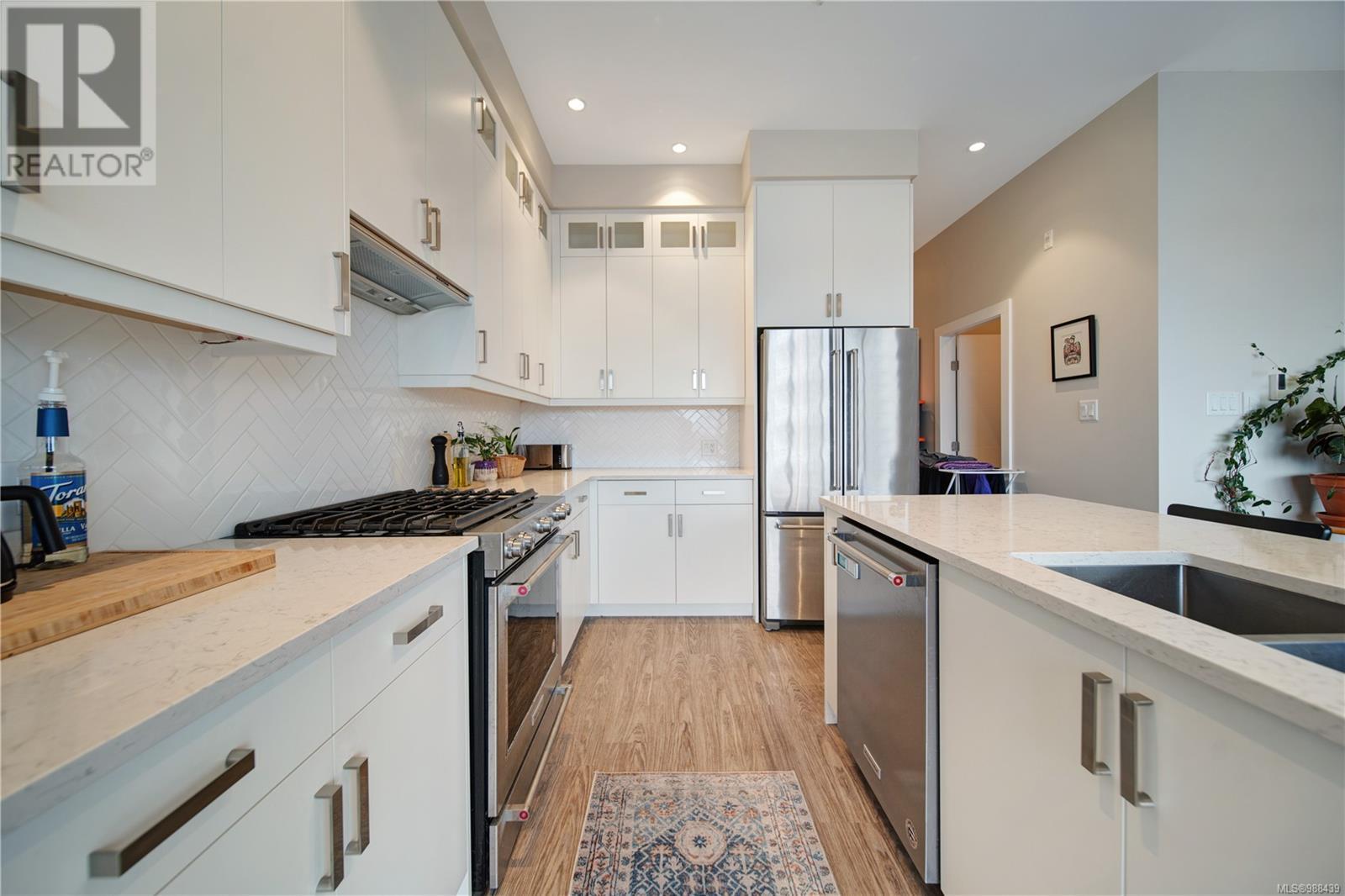 504 91 Chapel St, Nanaimo real estate listing 988439