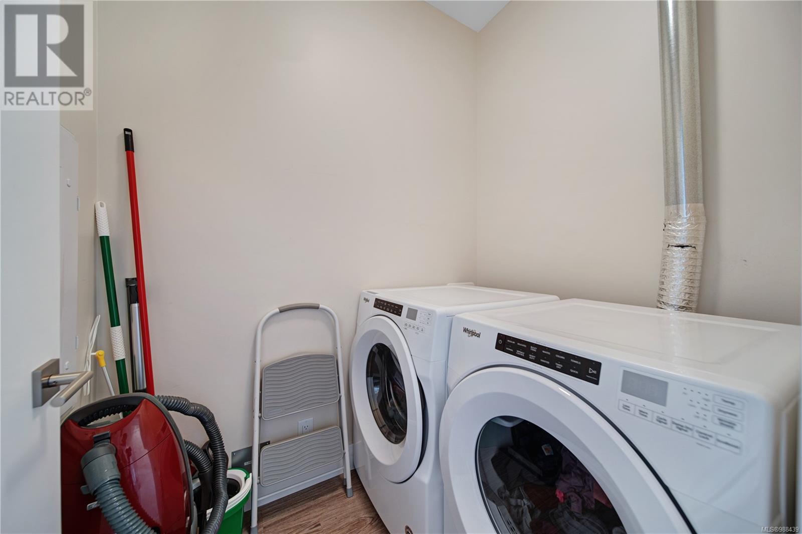 504 91 Chapel St, Nanaimo