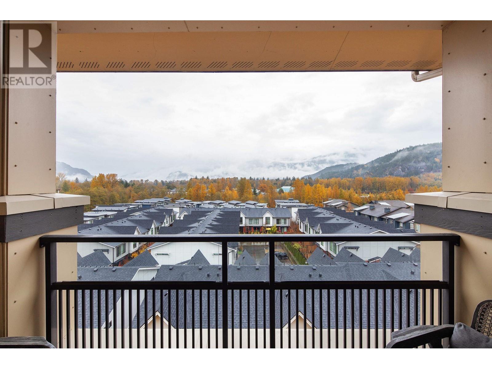 609 1211 VILLAGE GREEN WAY, Squamish real estate listing R2986783