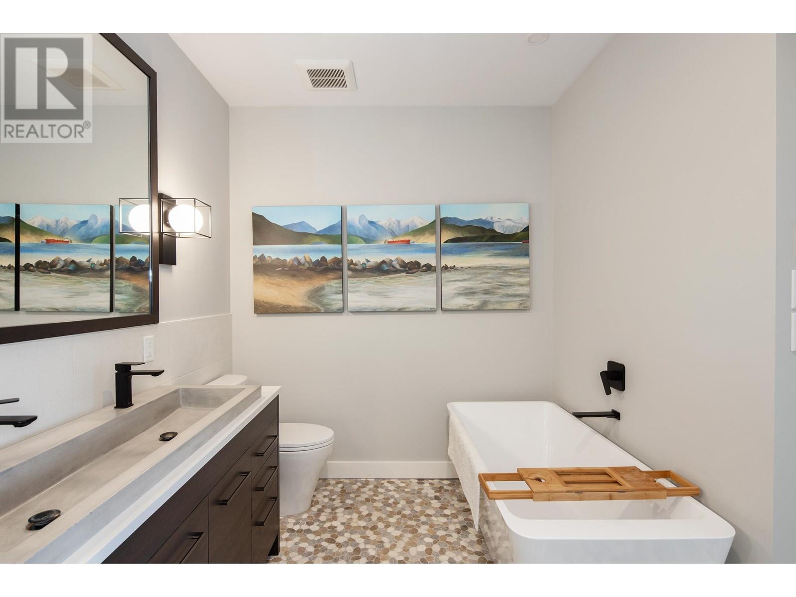 609 1211 VILLAGE GREEN WAY, Squamish real estate listing R2986783
