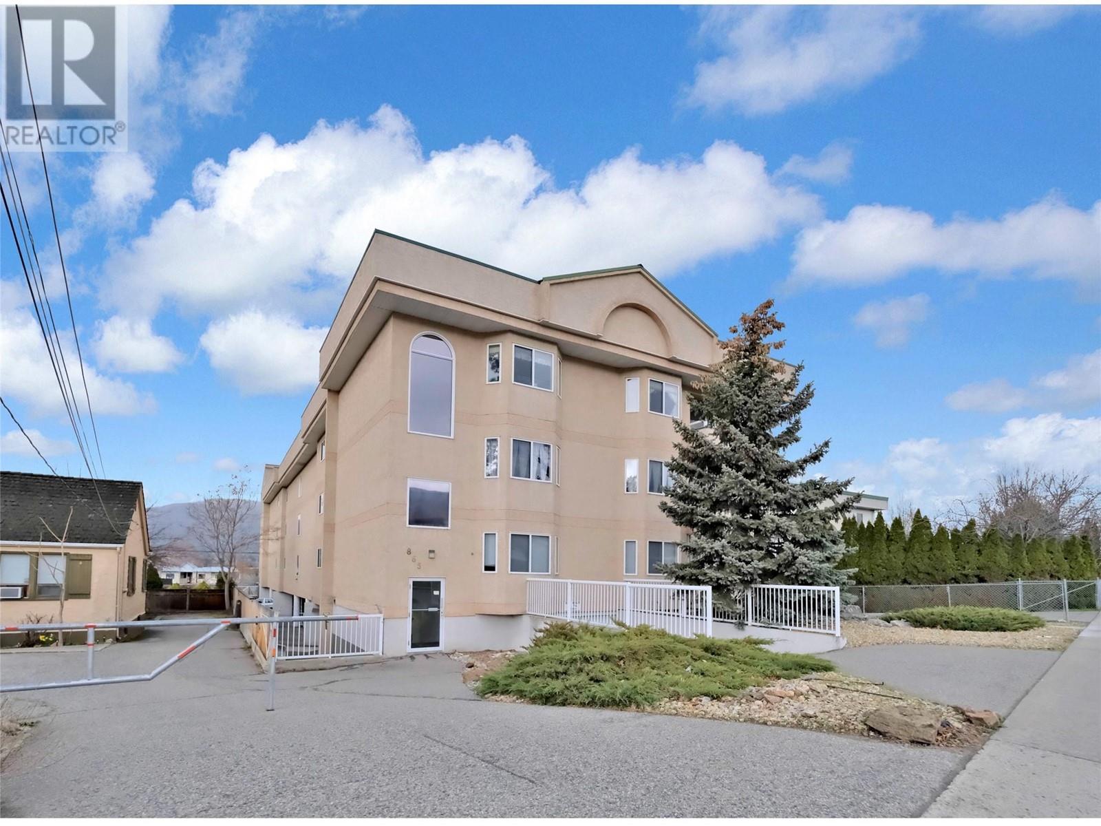 206 865 MAIN Street, Penticton