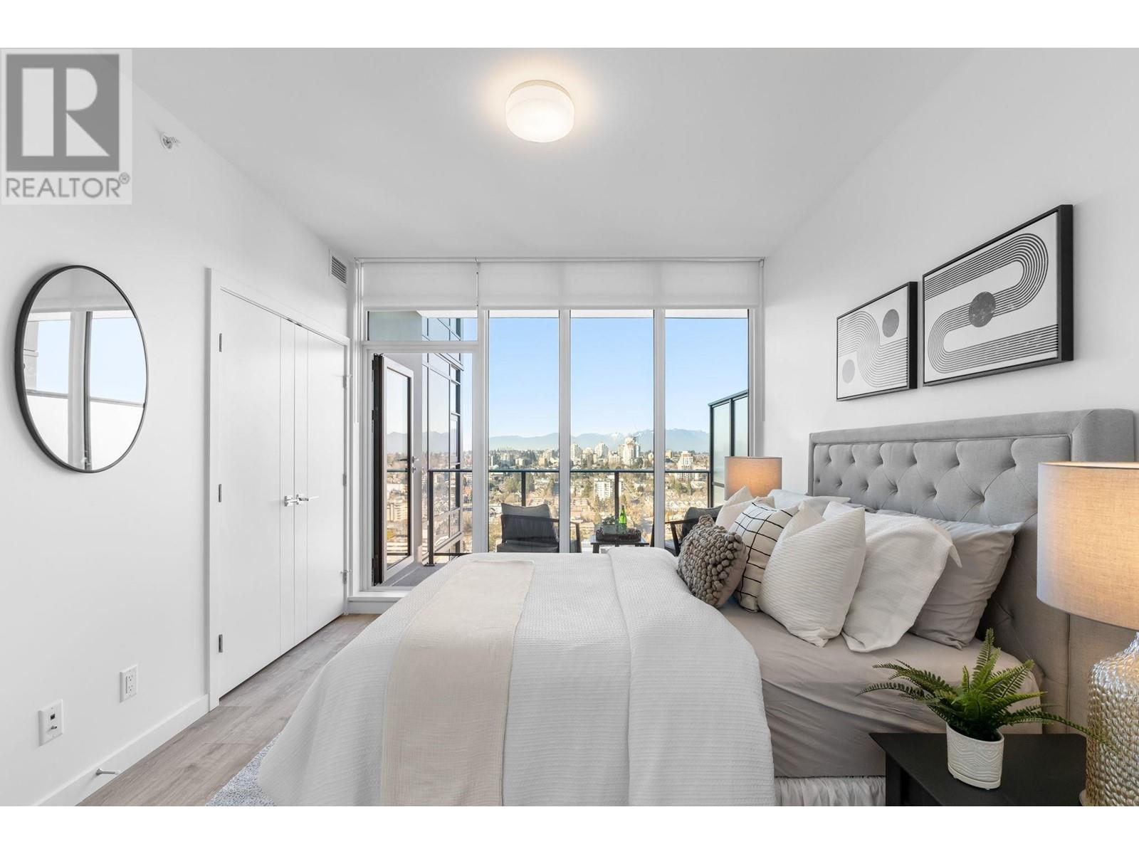 3903 680 QUAYSIDE DRIVE, New Westminster