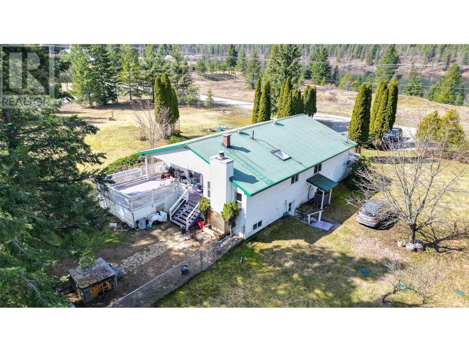 Photo 4 of 2202 Glade Road, Glade BC
