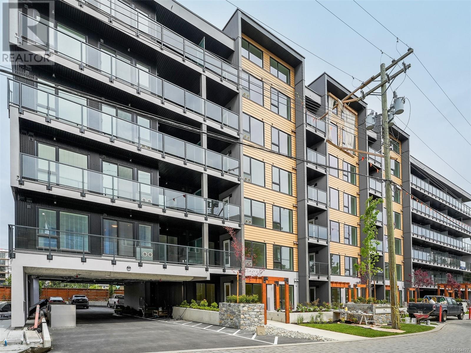 309 654 Granderson Road, Langford