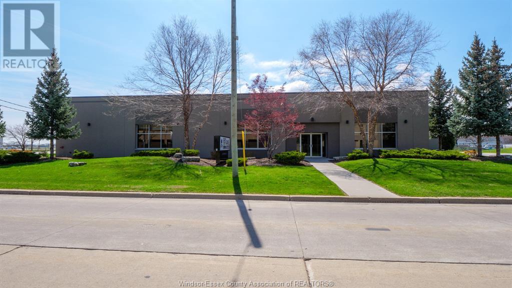 Photo 3 of 3445 Wheelton Unit 160, Windsor ON