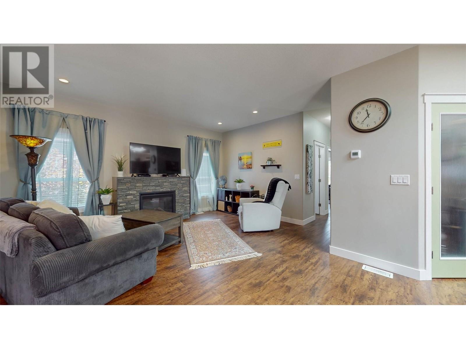 113 8300 GALLAGHER LAKE FRONTAGE Road, Oliver