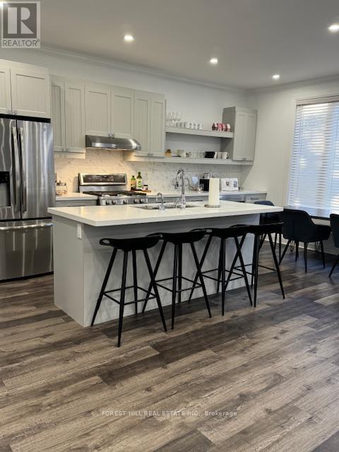 220 COLLINGWOOD STREET - 6