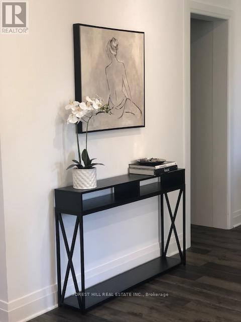 220 COLLINGWOOD STREET - 9
