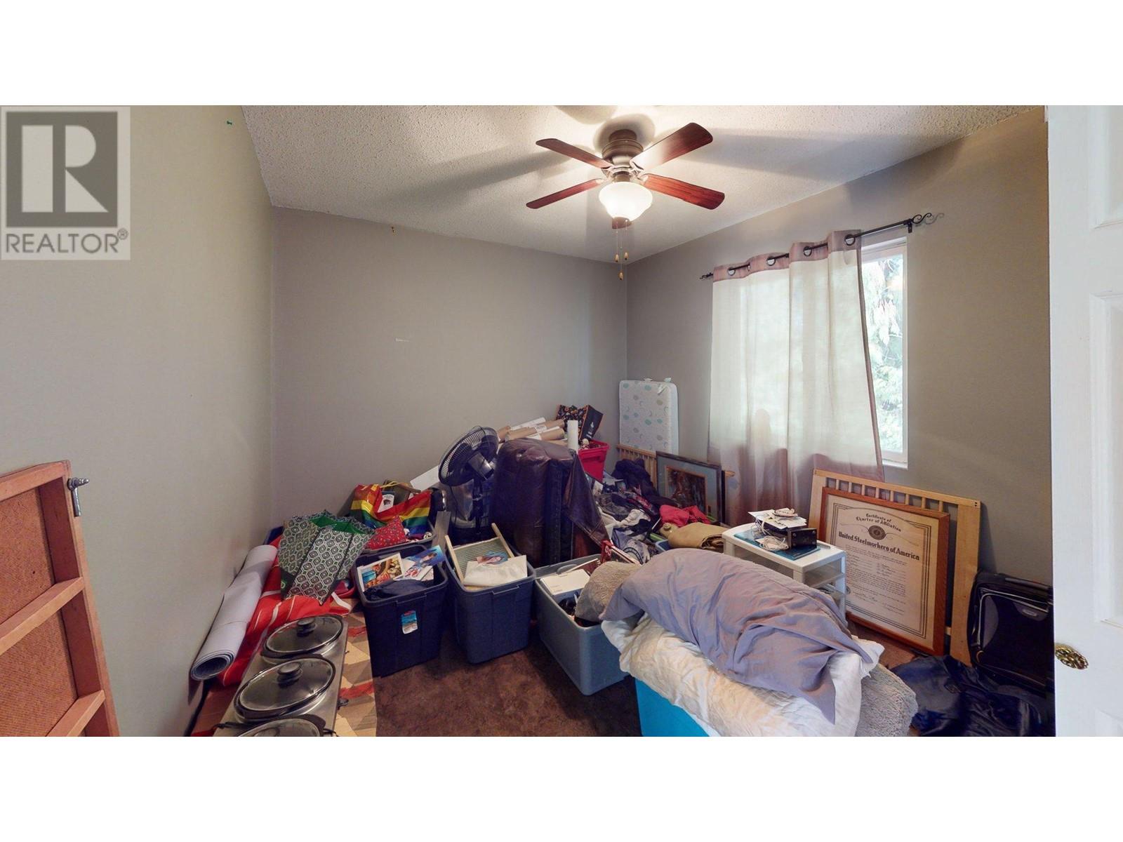 2300 Old Salmo Road, Fruitvale