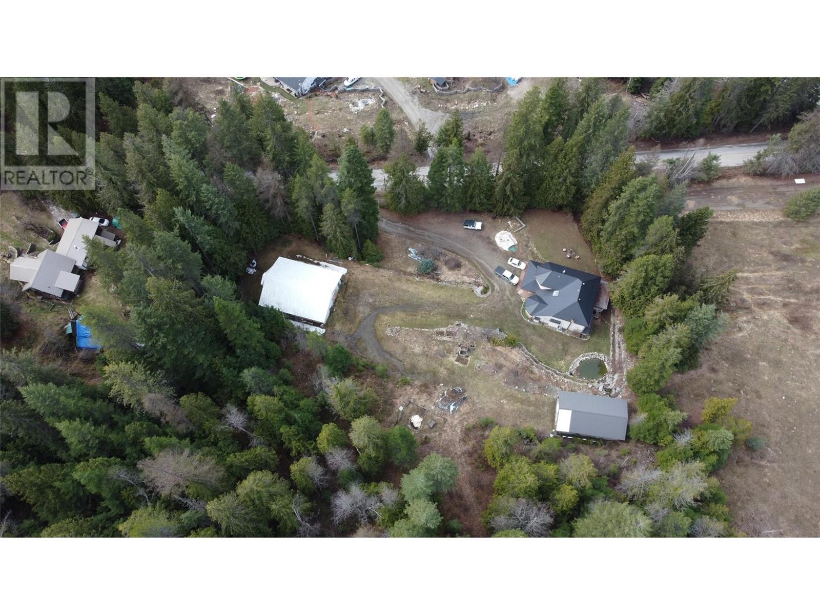 2300 Old Salmo Road, Fruitvale