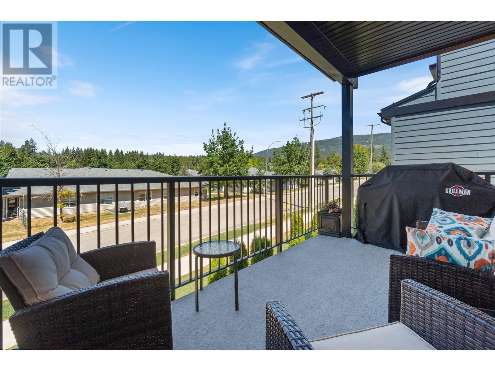 8 2810 15 Avenue Northeast, Salmon Arm