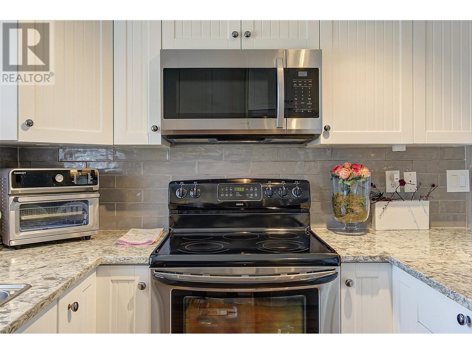 2754 Cameron Road, West Kelowna