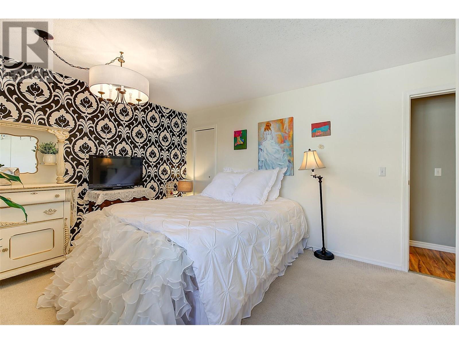 2754 Cameron Road, West Kelowna