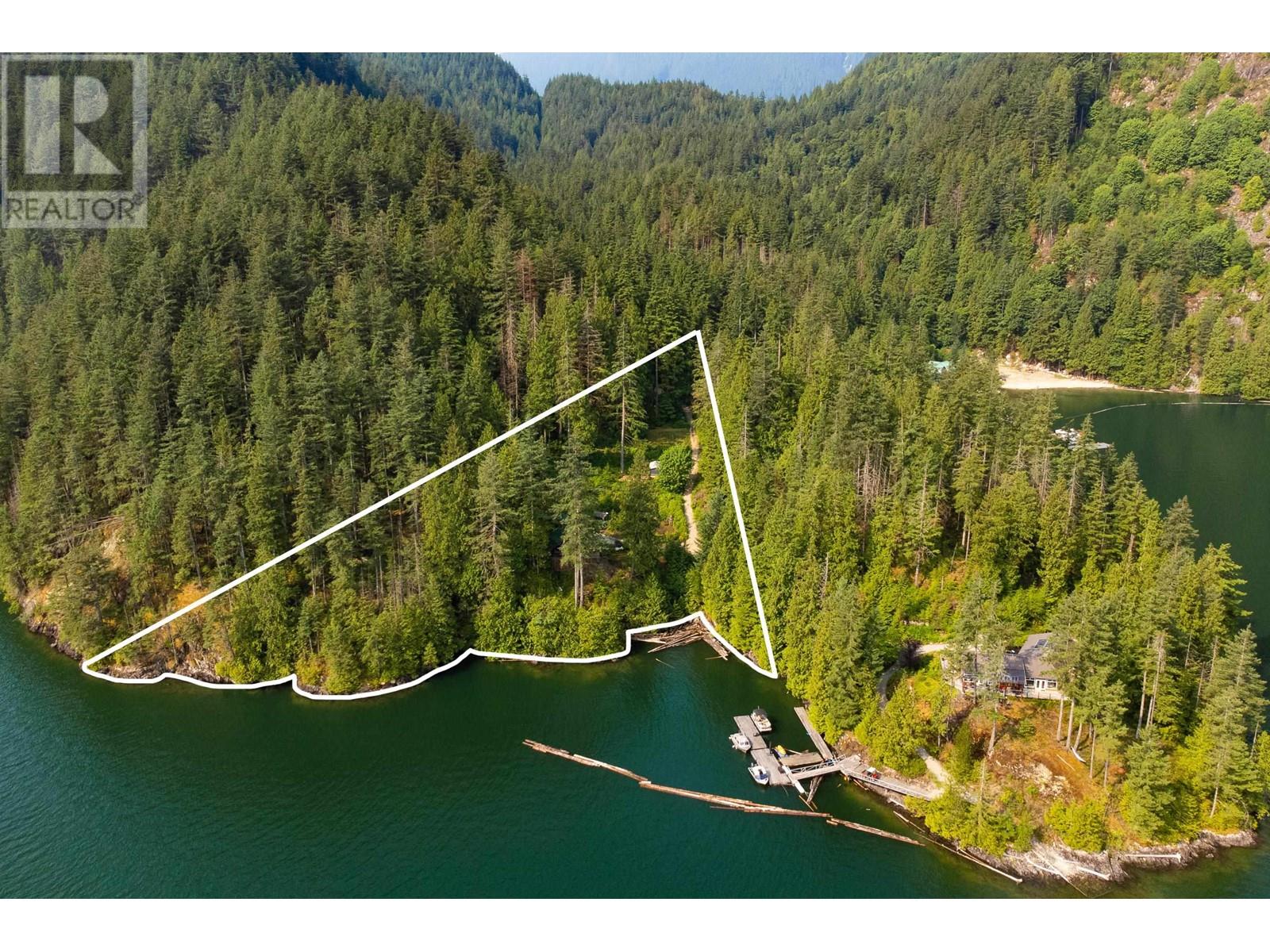 4 CHRISTIAN COVE, Pitt Meadows real estate listing R2877555