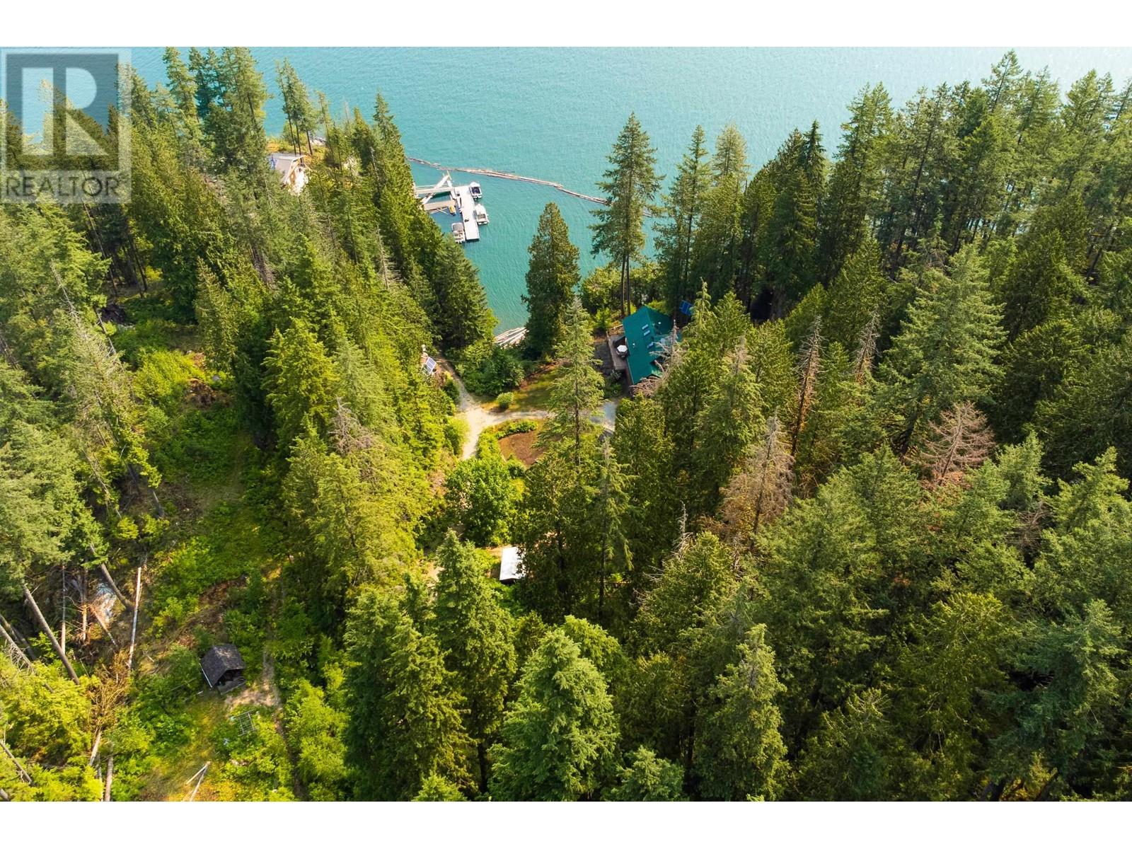 4 CHRISTIAN COVE, Pitt Meadows real estate listing R2877555
