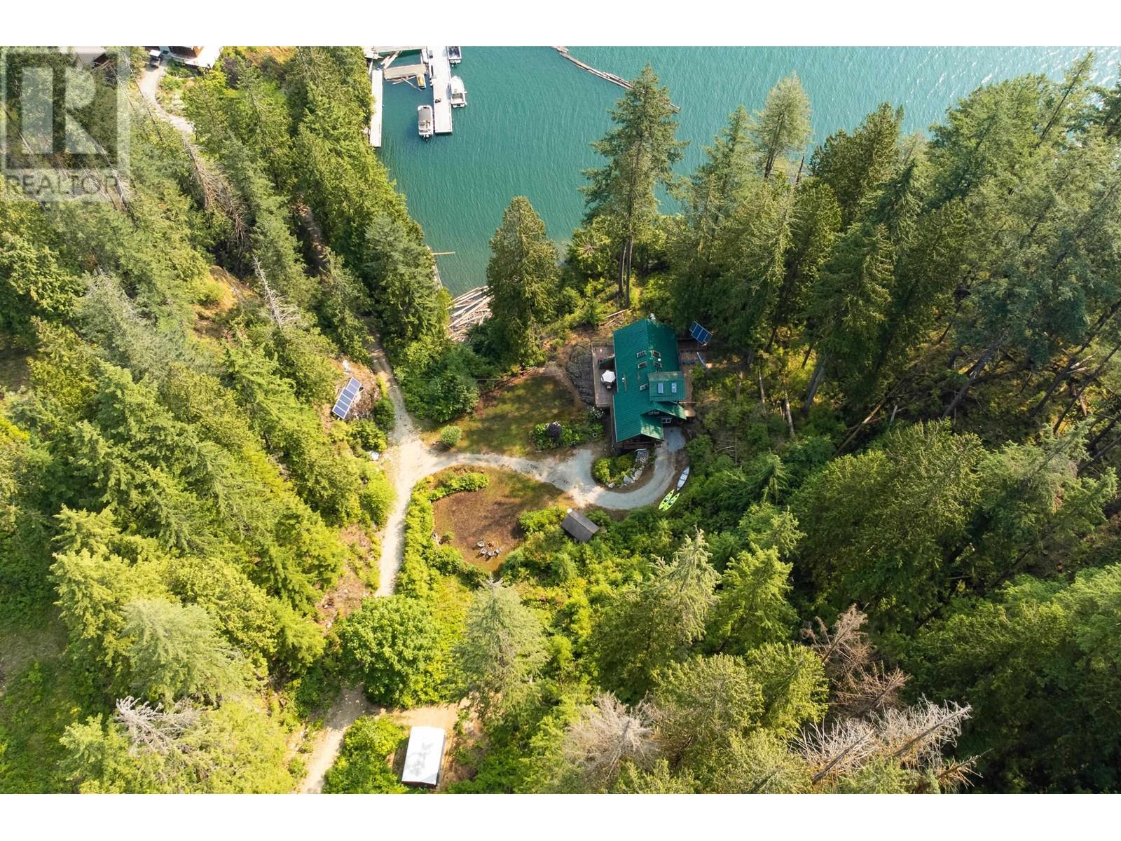 4 CHRISTIAN COVE, Pitt Meadows real estate listing R2877555