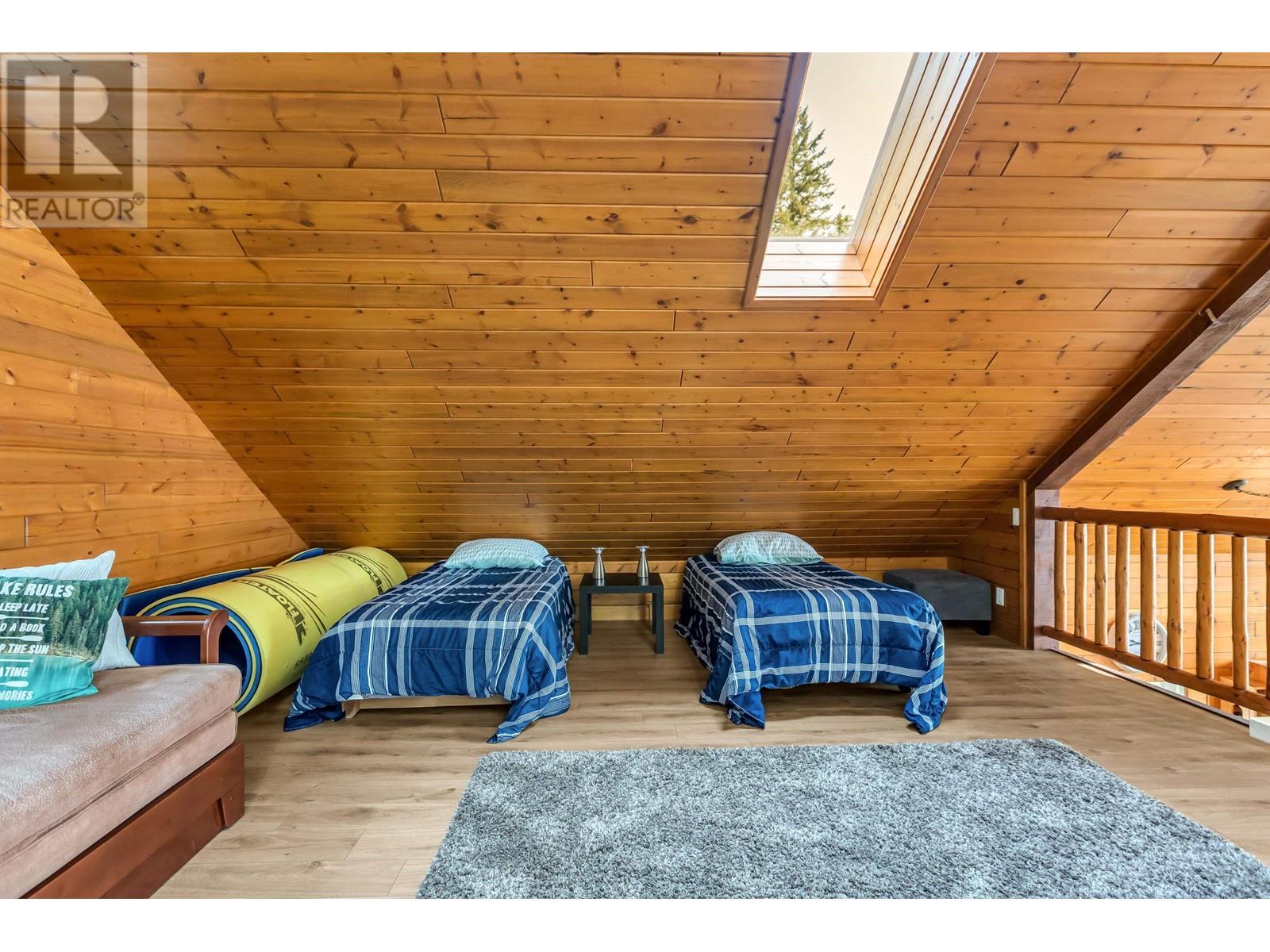 4 CHRISTIAN COVE, Pitt Meadows real estate listing R2877555