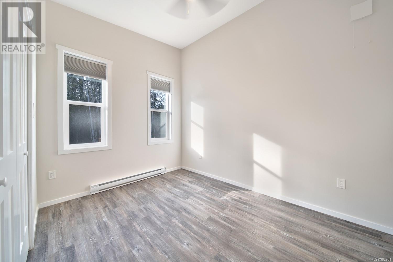 #106 3499 HENRY RD - 19