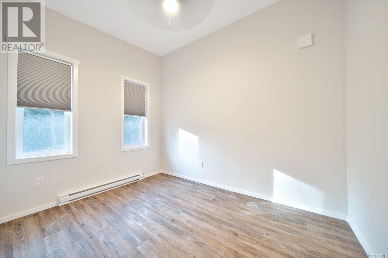 #106 3499 HENRY RD - 20