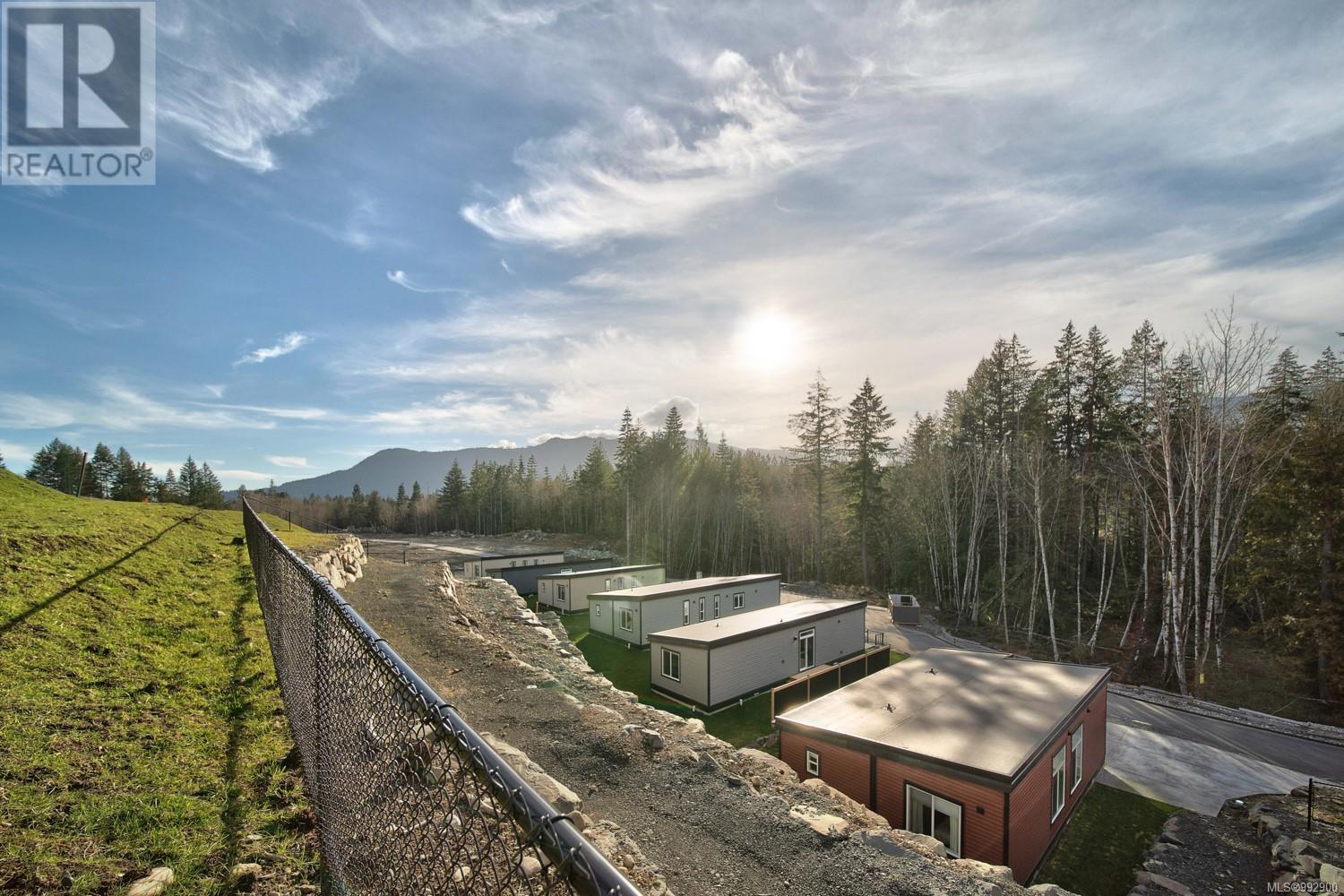#104 3499 Henry Rd - 27