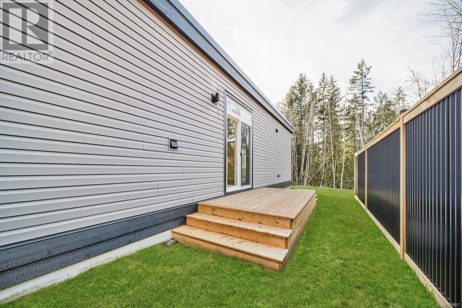 #102 3499 HENRY RD - 11