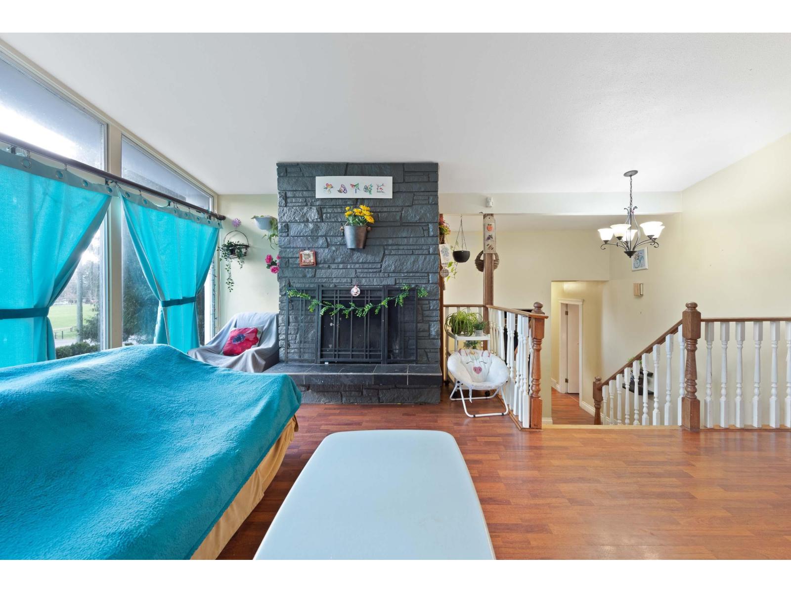 Photo 18 of 20624 48 Avenue, Langley BC