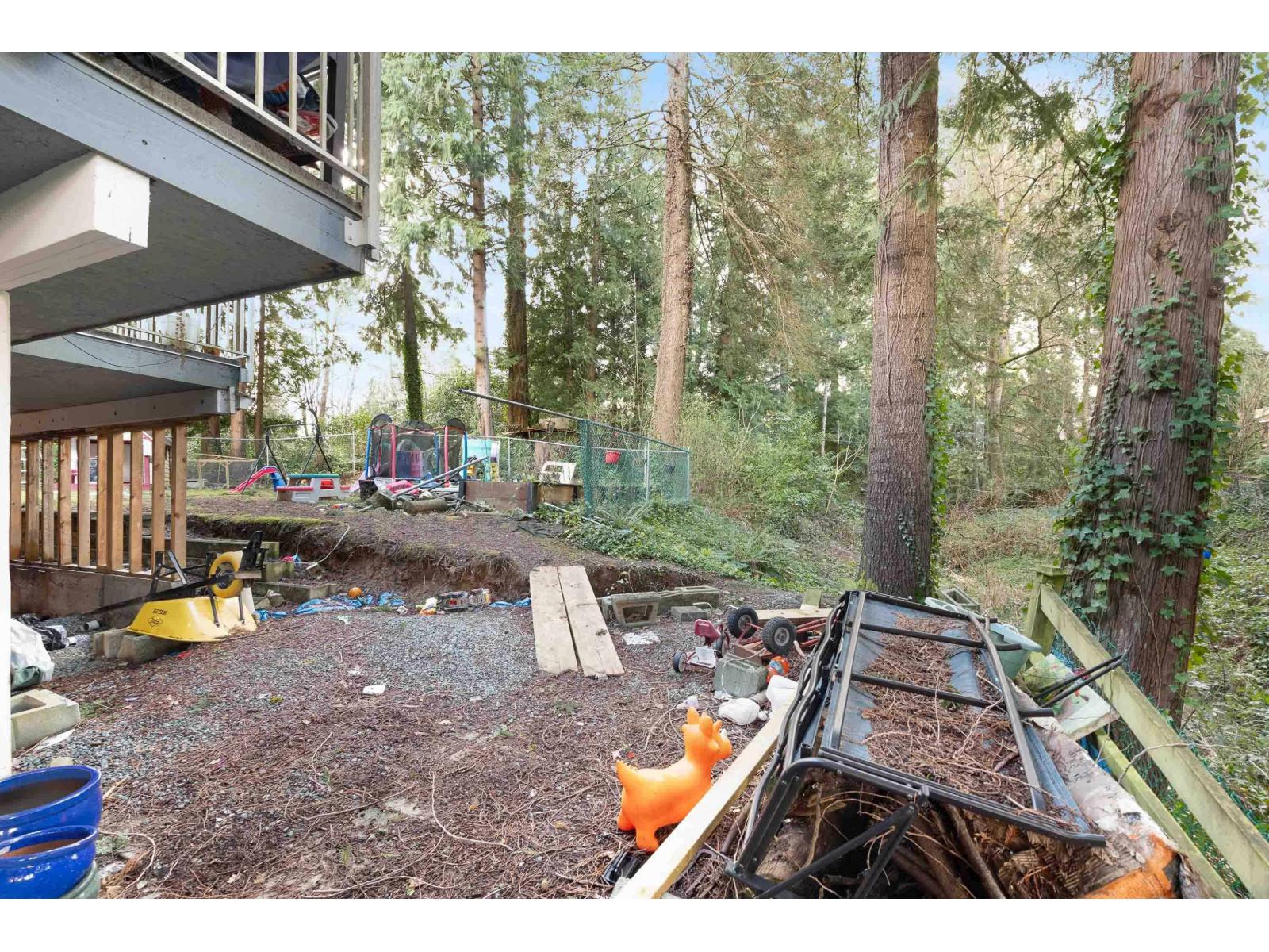 Photo 29 of 20624 48 Avenue, Langley BC