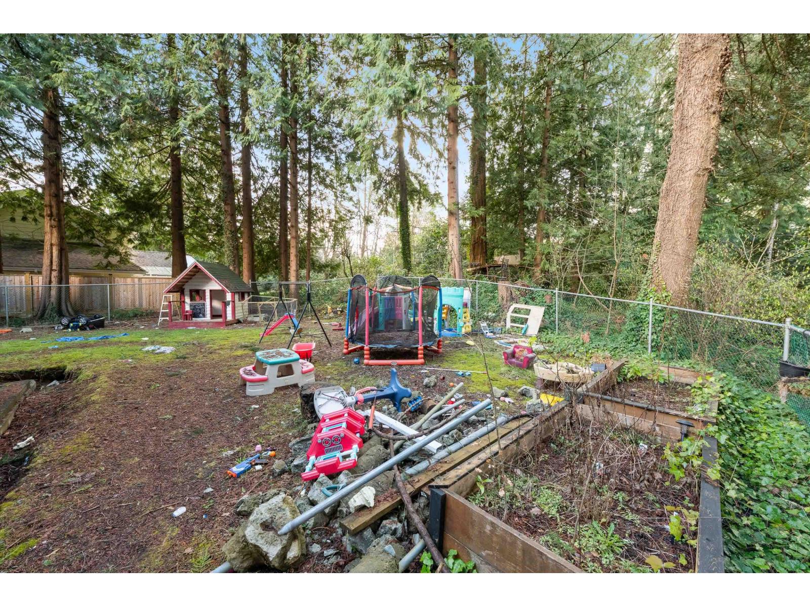 Photo 31 of 20624 48 Avenue, Langley BC