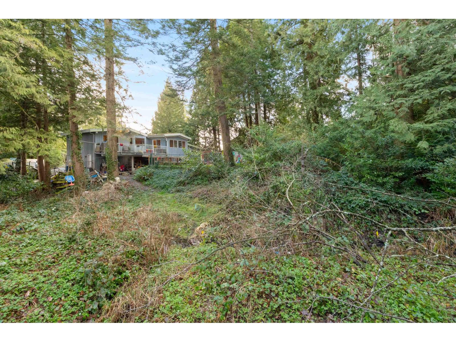 Photo 32 of 20624 48 Avenue, Langley BC