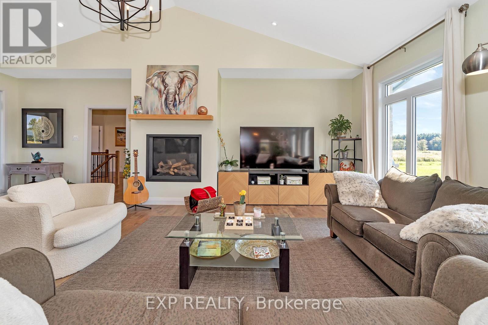 Photo 13 of 3010 Torwood Drive, Ottawa ON