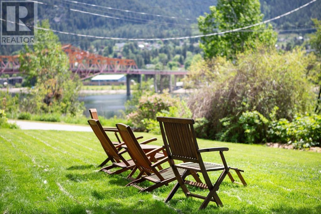 595 VALHALLA Road, Nelson